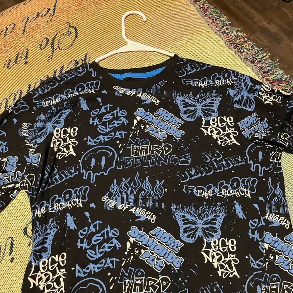Black and blue print shirt